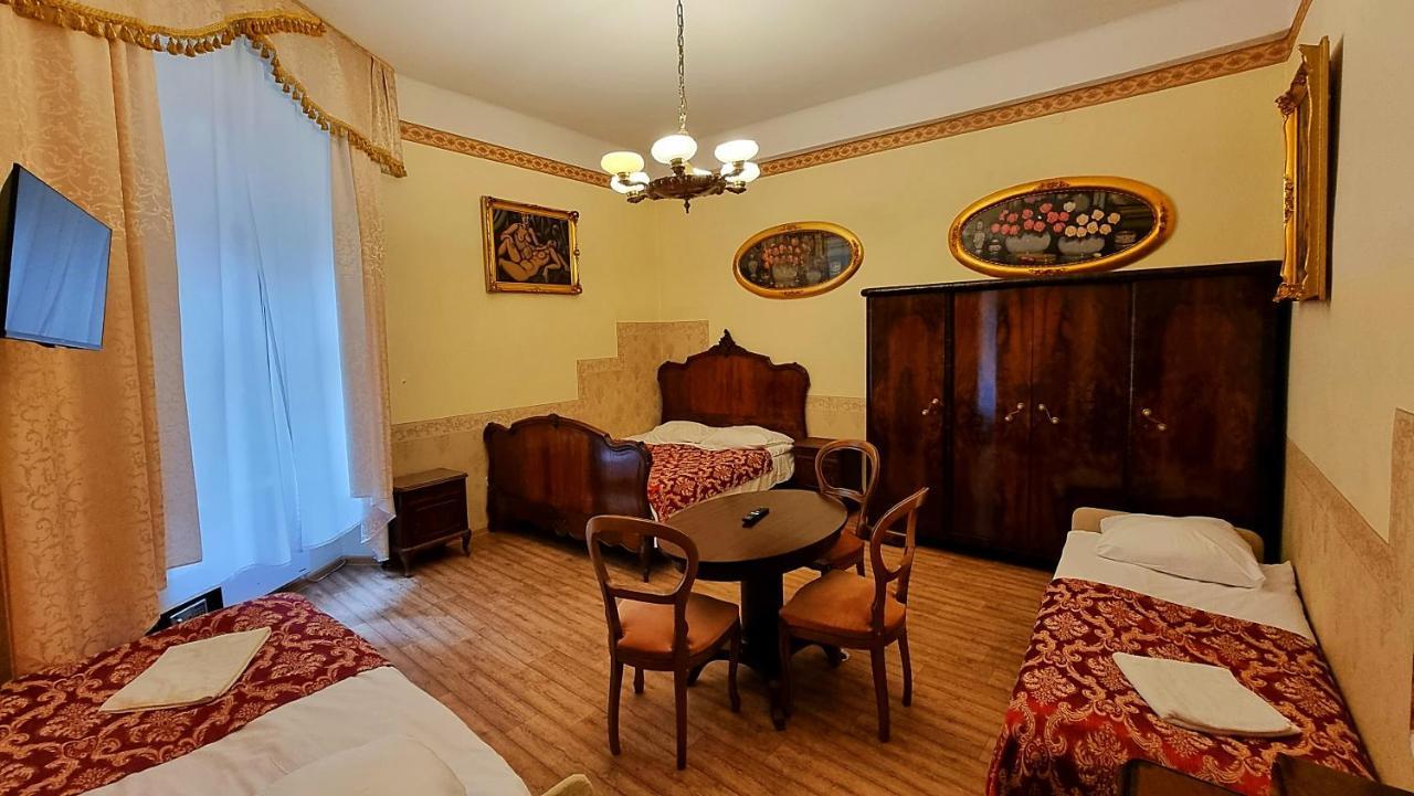 Vavelsky Apartments - Old Town Kraków Eksteriør billede